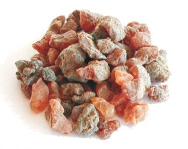 Myrrh gum pieces