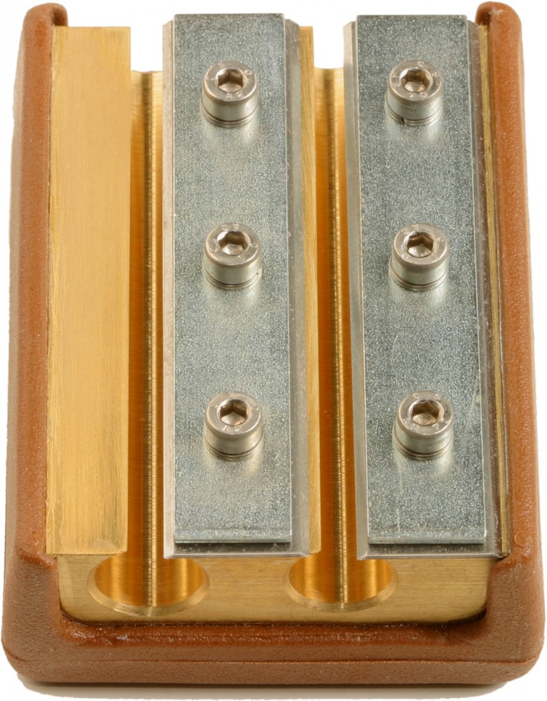 8D-5202.jpg